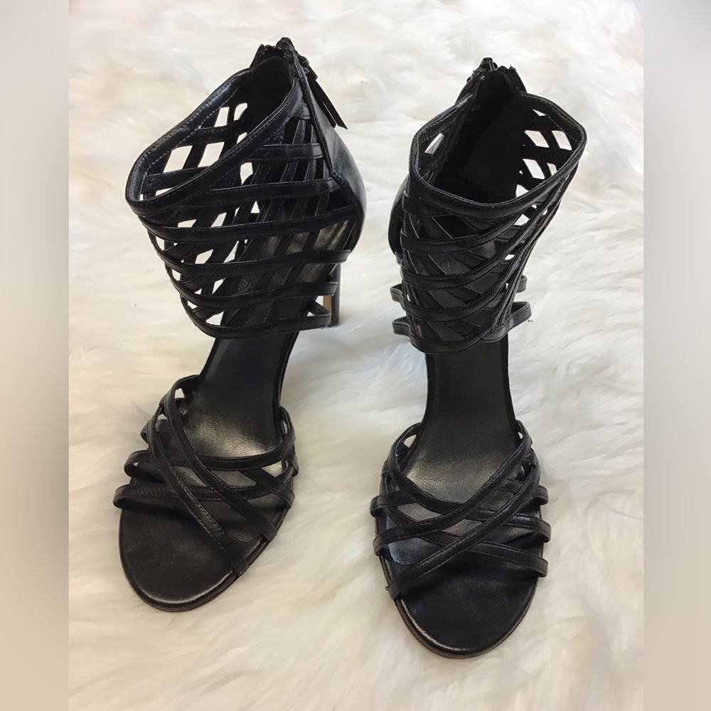 Stuart Weitzman 7